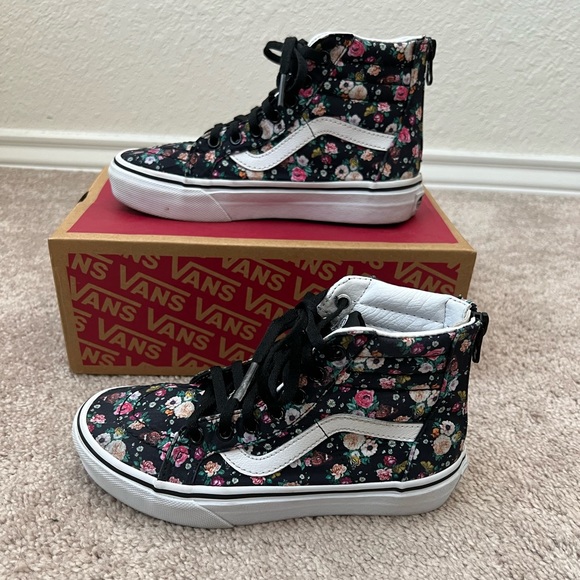 Old Skool Butterfly Floral Zipp Vans - Picture 1 of 10